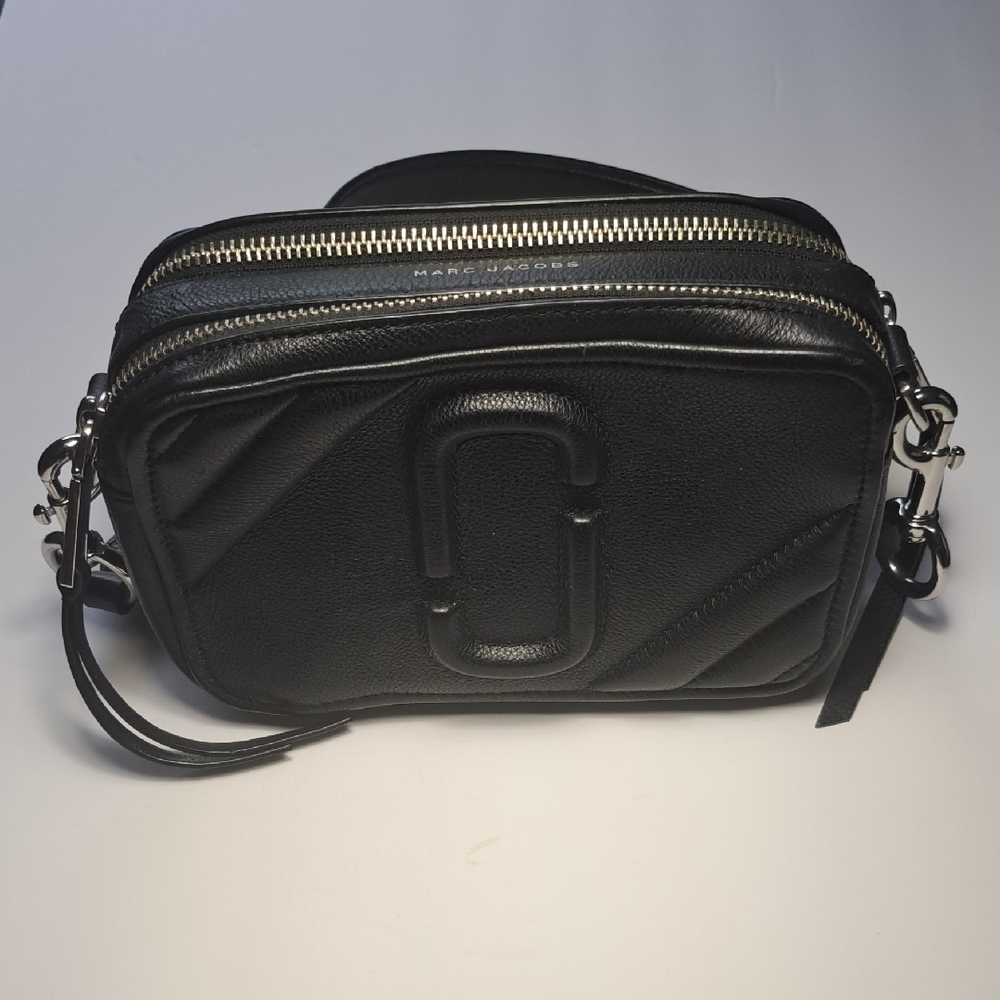 Marc Jacobs Black Quilted Crossbody Bag